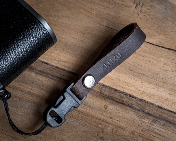 สายคล้องนิ้วหนังแท้ Fluxo สี Dirty Brown Finger Strap