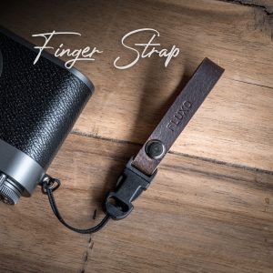 สายคล้องนิ้วหนังแท้ Fluxo สี Dirty Brown Finger Strap