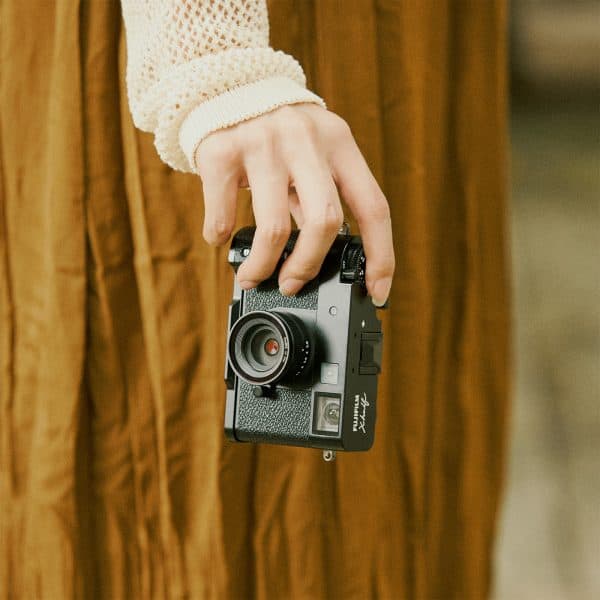Grip Fuji X-Half สีดำ กริป SmallRig 5332