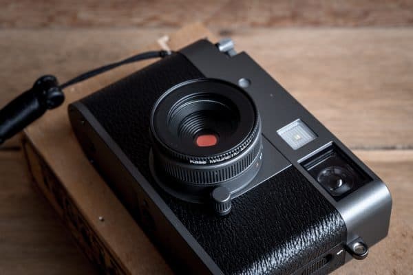 ฟิลเตอร์ Fuji X Half สีดำ Magnetic UV Filter จาก Kase