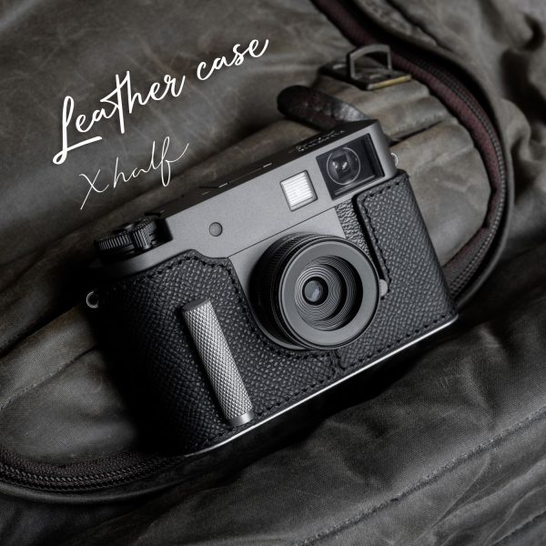 Case Fuji X Half สีดำ จาก Mr.Stone