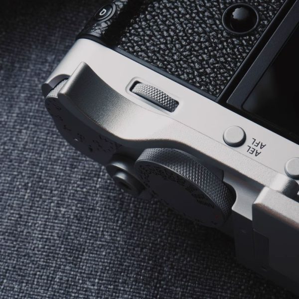 Thumb Rest Fuji XE5 สีเงิน ที่พักนิ้ว จาก King