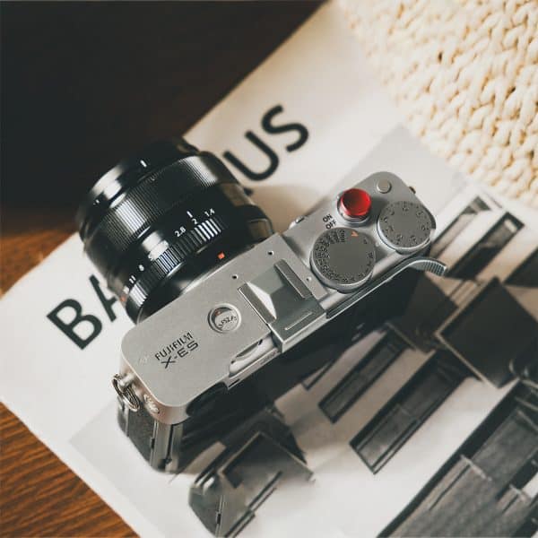 ที่พักนิ้ว Fuji XE5 สีเงิน Thumb Grip Smallrig 5451