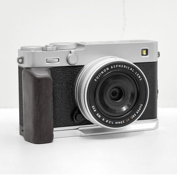 กริปไม้ Fuji XE5 ฐานเงิน Hand Grip จาก MostTap
