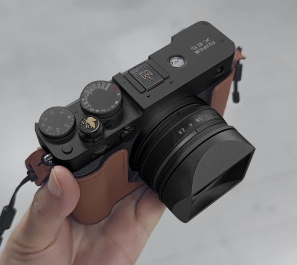ฮูด Fuji 23mm F2.8 WR สีดำ Square Hood จาก MostTap