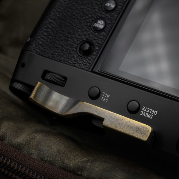 Thumb Rest Fuji X100VI Vintage Brass ทองเหลืองรมดำ จาก MostTap