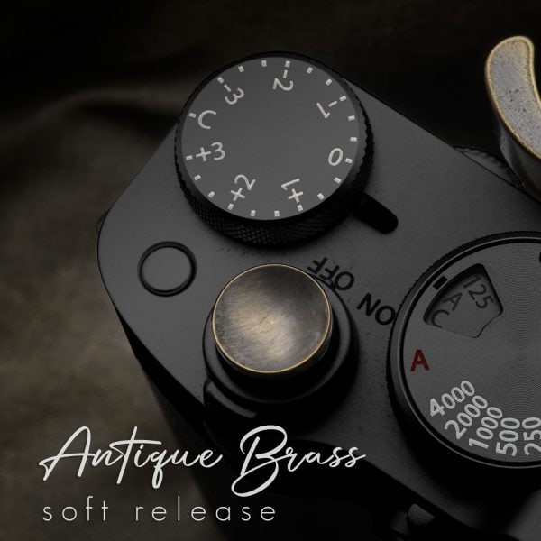 ปุ่มชัตเตอร์ทองเหลืองรมดำ Antique Brass Soft Release Button