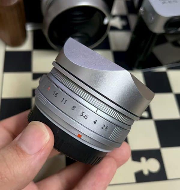 ฮูด Fuji 23mm F2.8 WR สีเงิน Square Hood จาก MostTap