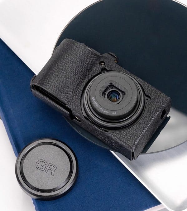 เคสหนัง Ricoh GRIV GR4 สีดำ จาก Cam-in