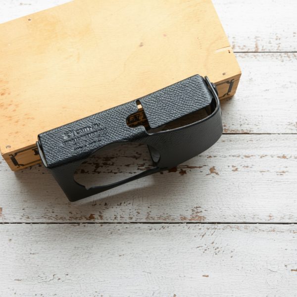 เคสหนัง Ricoh GRIV GR4 สีดำ จาก Cam-in