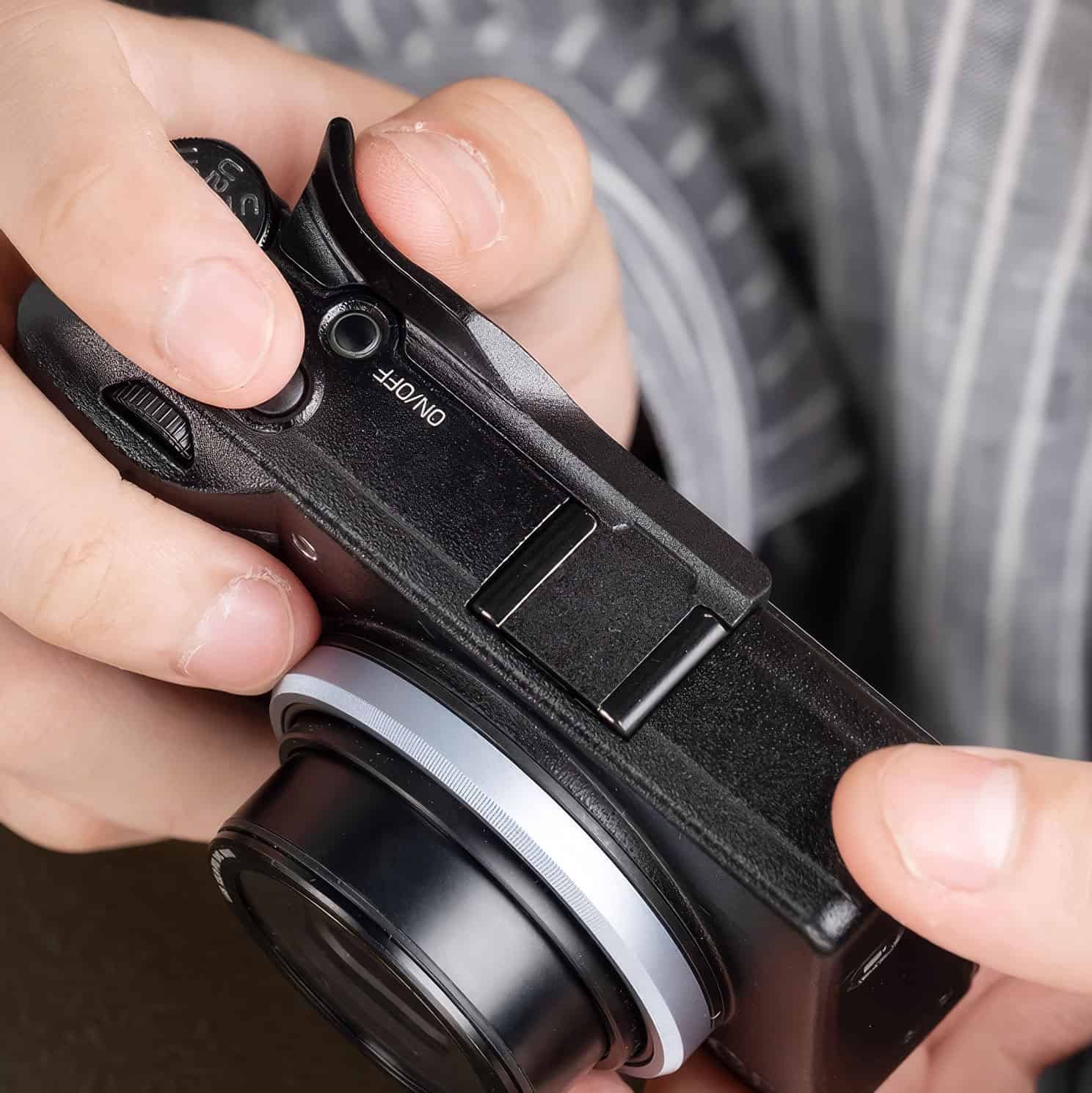 Thumb Grip Ricoh GRIV GR4 ที่พักนิ้ว จาก Larry Gadget