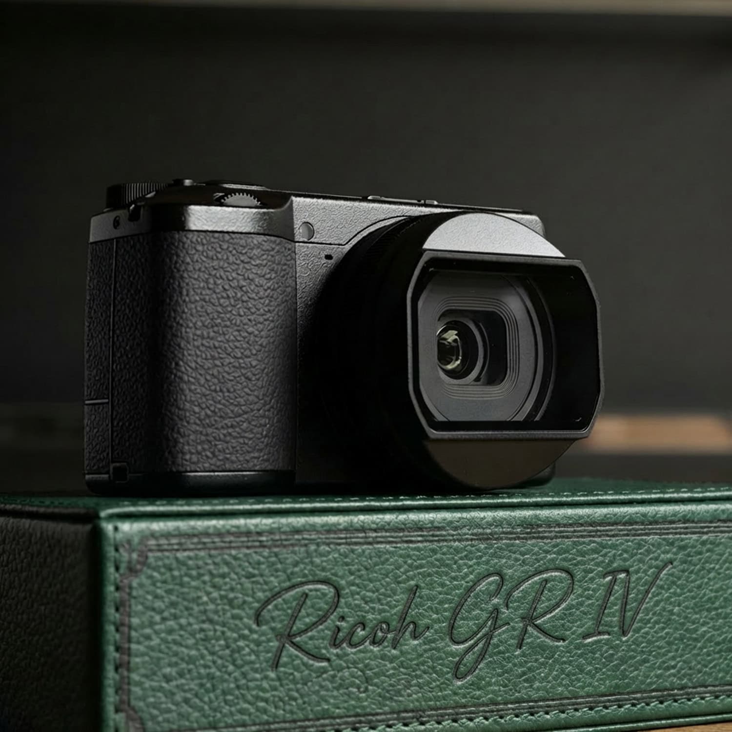 Lens hood Ricoh GR4 GRIV HDF ฮูดเลนส์พร้อมฟิลเตอร์ UV จาก Larry Gadget