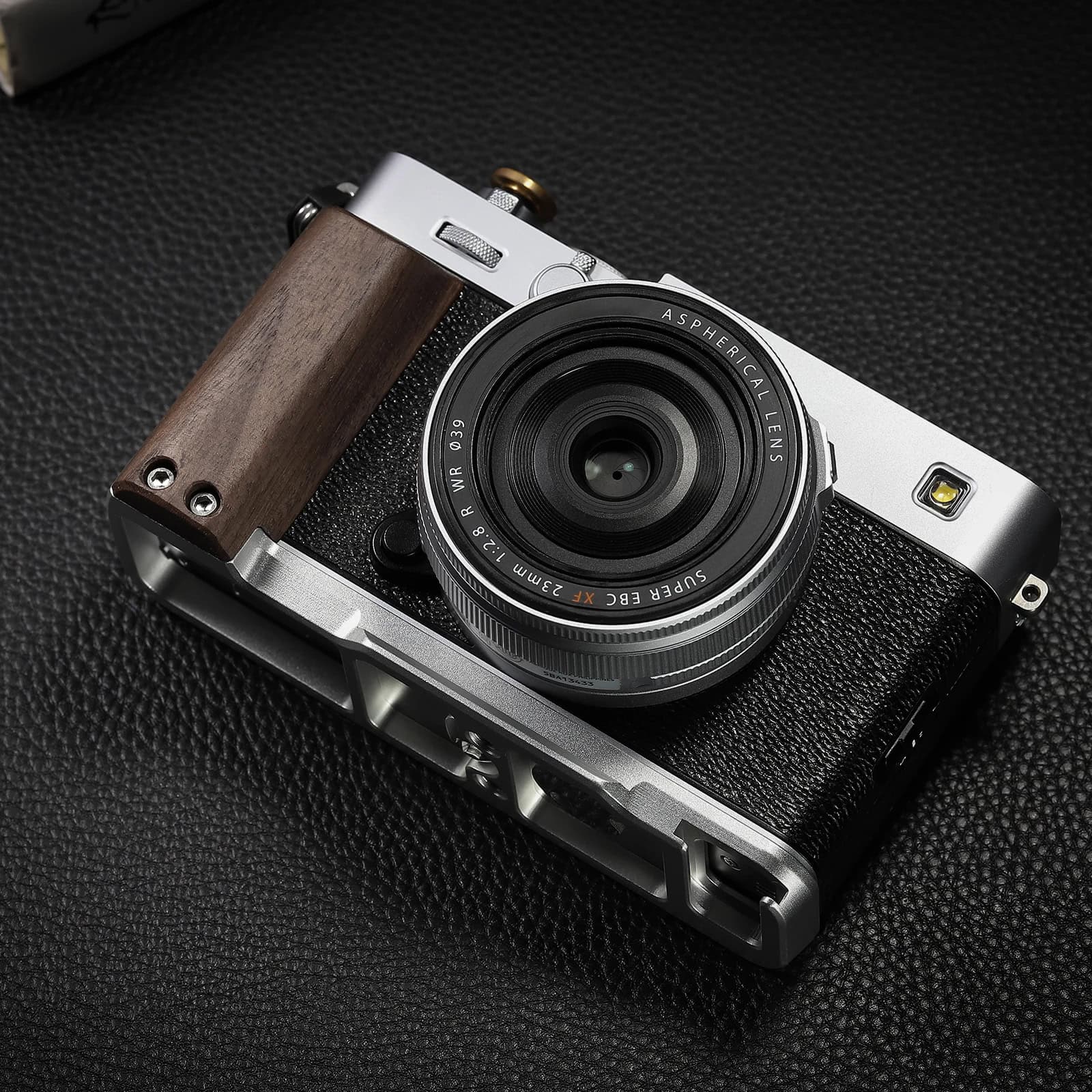 กริป Fuji XE5 สีเงิน Hand Grip จาก Haoge