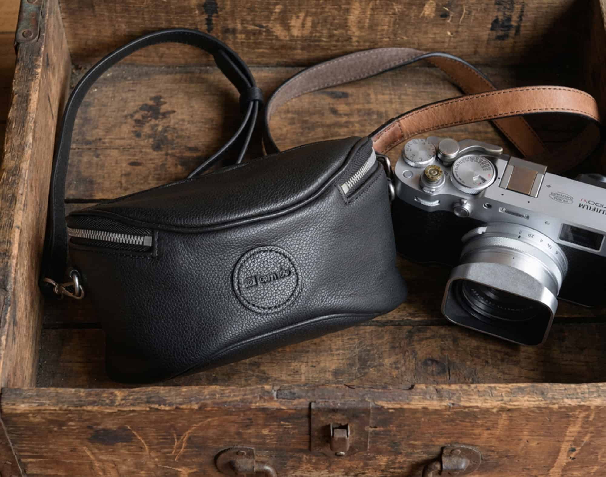 Pouch พร้อมสายสะพาย Fuji X100VI Leica D-LUX8 กระเป๋าหนังแท้ Cam-in Small