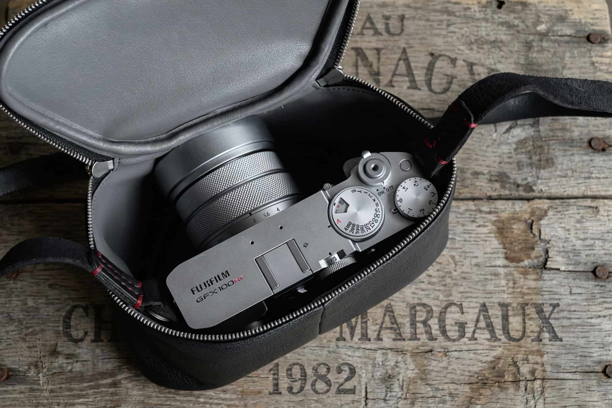 Pouch พร้อมสายสะพาย Leica Q3 Fuji GFX100RF กระเป๋าหนังแท้ Cam-in Large